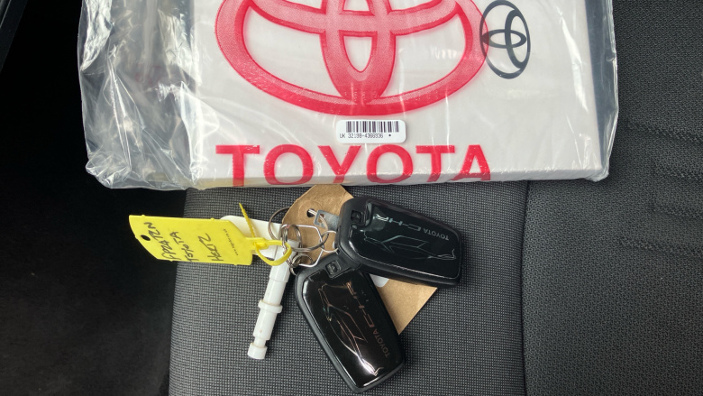 Toyota C-HR 1.8 Hybrid Design 5dr CVT Hybrid Hatchback